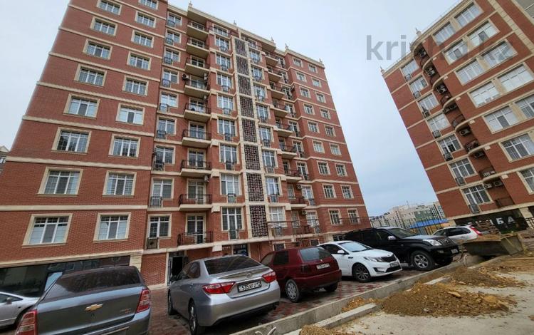 4-комнатная квартира, 165.2 м², 8/9 этаж, 17-й мкр 25