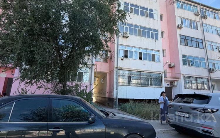 3-бөлмелі пәтер · 75 м² · 3/5 қабат, Мкр Сырдарья 3б, бағасы: 27 млн ₸ в  — фото 2