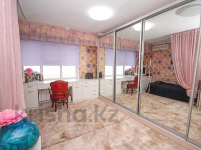 3-комнатная квартира, 70 м², 1/5 этаж, мкр Таугуль 6 за 39 млн 〒 в Алматы, Ауэзовский р-н