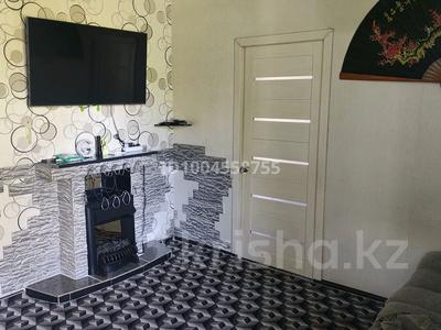 3-комнатная квартира · 60.3 м² · 1/2 этаж, Каюпова 56 — Садик Карлыгаш за 9.5 млн ₸ в Алтае