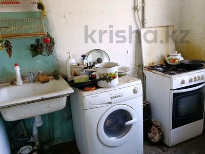 3-комнатная квартира · 58.6 м² · 4/4 этаж, мкр №7 11 — Абая проспект Альынсарина. за 32 млн ₸ в Алматы, Ауэзовский р-н