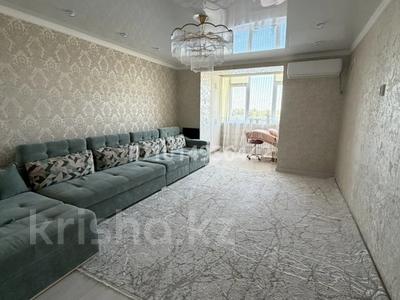 2-комнатная квартира · 81.4 м² · 4/5 этаж, Губарова — Курмангалиева за 45 млн ₸ в Уральске