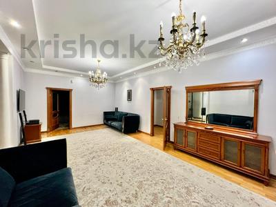 4-комнатная квартира · 150 м² · 3/6 этаж, Жамакаева за 135 млн ₸ в Алматы, Бостандыкский р-н