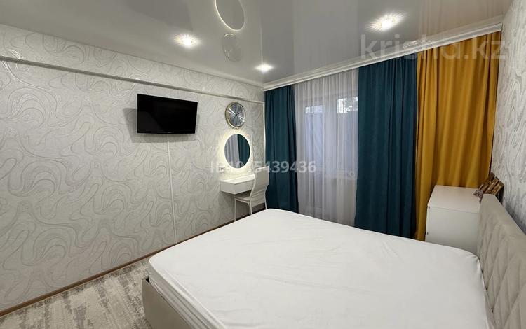 2-бөлмелі пәтер · 50 м² · 2/5 қабат, Амре Кашаубаева 26, бағасы: 21.5 млн ₸ в Усть-Каменогорске — фото 2