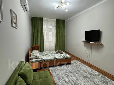 1-комнатная квартира · 40 м² · 2/4 этаж, Абылай хана 115 — Карасай батыра за 17 000 ₸ в Алматы, Алмалинский р-н