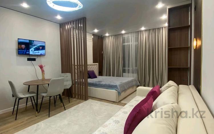 1-бөлмелі пәтер · 33 м² · 2/9 қабат, мкр Шугыла, Строительная 340/39 к5 — Абая, бағасы: 15 000 ₸ в Алматы, Наурызбайский р-н — фото 2