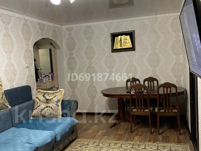 3-комнатная квартира, 48 м², 2/5 этаж, Алашахан 39 за 13 млн 〒 в Жезказгане