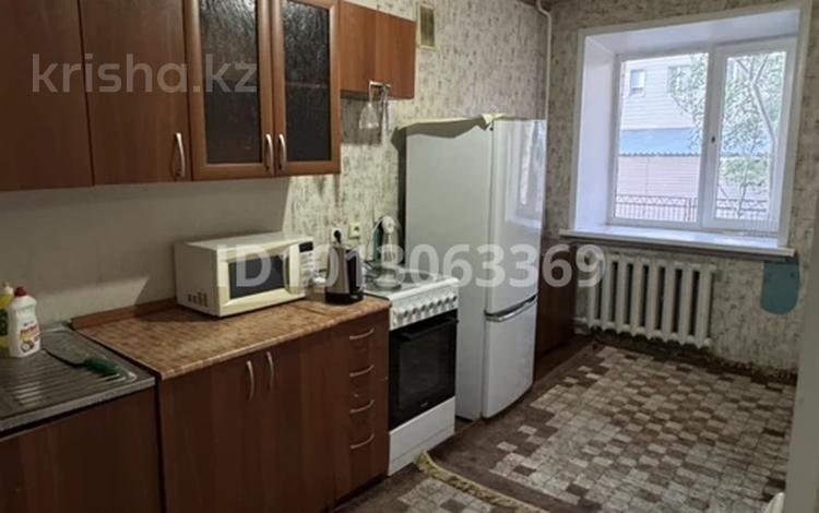 1-бөлмелі пәтер · 37 м² · 1/9 қабат, Ермекова 114/1, бағасы: 13 млн ₸ в Караганде, Казыбек би р-н — фото 4
