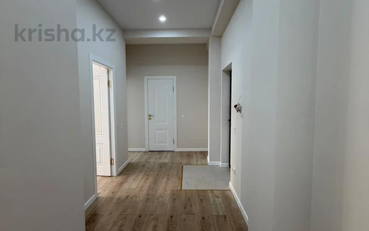 2-комнатная квартира · 70 м² · 1/9 этаж, мкр Нурсая, Султан Бейбарыс 437 за 32.5 млн ₸ в Атырау — фото 2