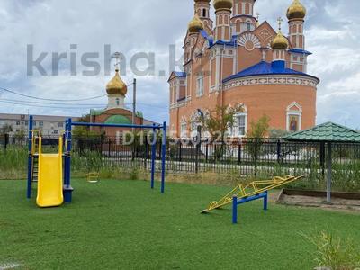 2-комнатная квартира · 126 м² · 1/2 этаж, Ахмет Байтурсынов 39 — Сзади Церкви за 300 000 ₸ в Атырау