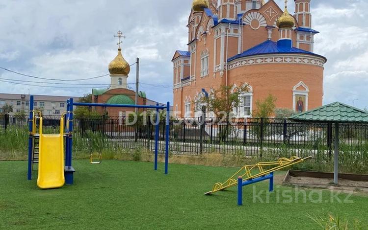 2-комнатная квартира · 126 м² · 1/2 этаж, Ахмет Байтурсынов 39 — Сзади Церкви за 300 000 ₸ в Атырау — фото 2