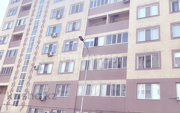 1-комнатная квартира · 45 м² · 3/9 этаж, мкр Нурсая, Таумуш Жумагалиев 17 а,блок 1 за 150 000 ₸ в Атырау — фото 2