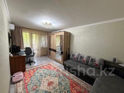 2-комнатная квартира · 43 м² · 2/4 этаж, мкр №8 4 за 35 млн ₸ в Алматы, Ауэзовский р-н