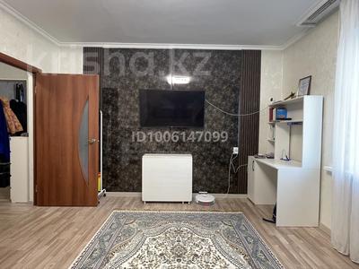 1-комнатная квартира · 39 м² · 9/10 этаж, мкр Городской Аэропорт, Мкр Шапагат 7 — Строймарттың артында орналасқан за 16.5 млн 〒 в Караганде, Казыбек би р-н