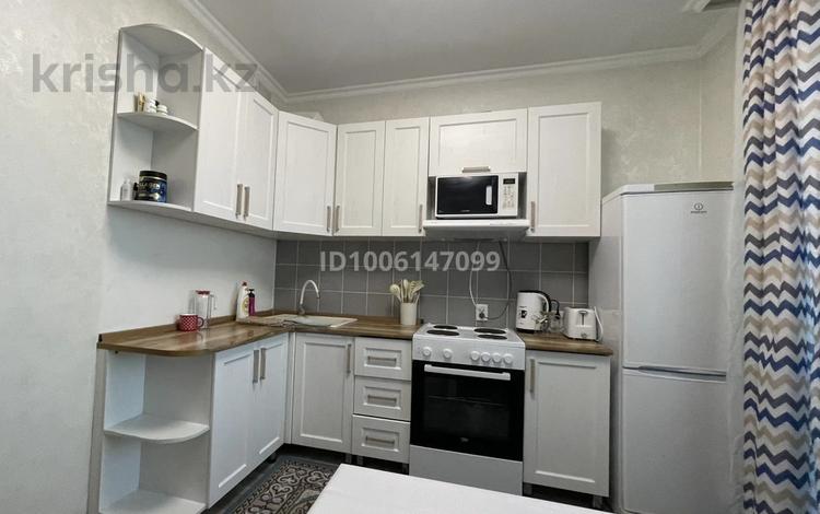1-бөлмелі пәтер · 39 м² · 9/10 қабат, мкр Городской Аэропорт, Мкр Шапагат 7 — Строймарттың артында орналасқан, бағасы: ~ 17 млн ₸ в Караганде, Казыбек би р-н — фото 9