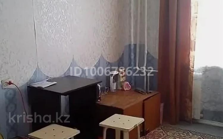 1 бөлме · 15 м², бульвар Гагарина 36, бағасы: 145 000 ₸ в Усть-Каменогорске — фото 2