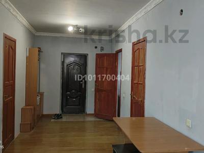 3-бөлмелі пәтер · 72 м² · 4/4 қабат, АКНМ 11, бағасы: 130 000 ₸ в 
