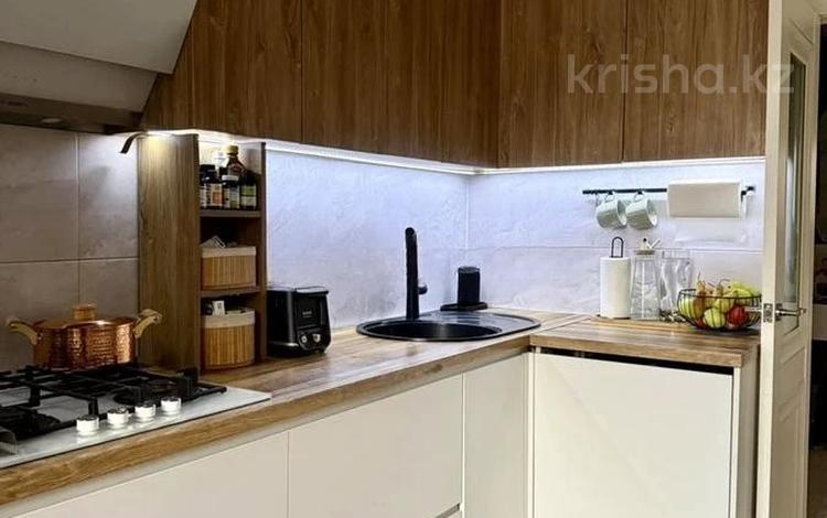 2-комнатная квартира · 52 м² · 4/5 этаж, мкр Тастак-2 за 37.5 млн ₸ в Алматы, Алмалинский р-н — фото 2