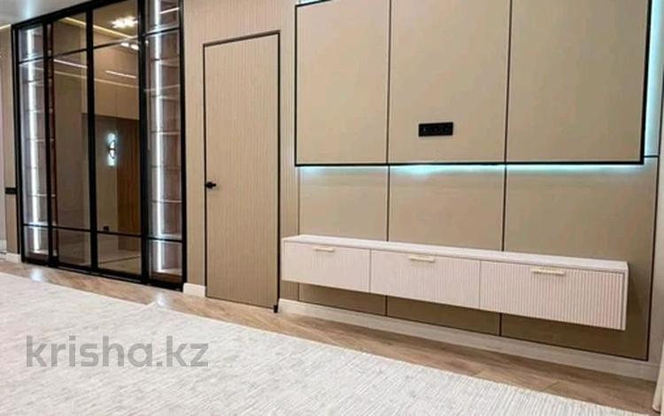 4-бөлмелі пәтер · 110 м² · 14/16 қабат, Утеген батыра, бағасы: 90 млн ₸ в Алматы, Ауэзовский р-н — фото 74