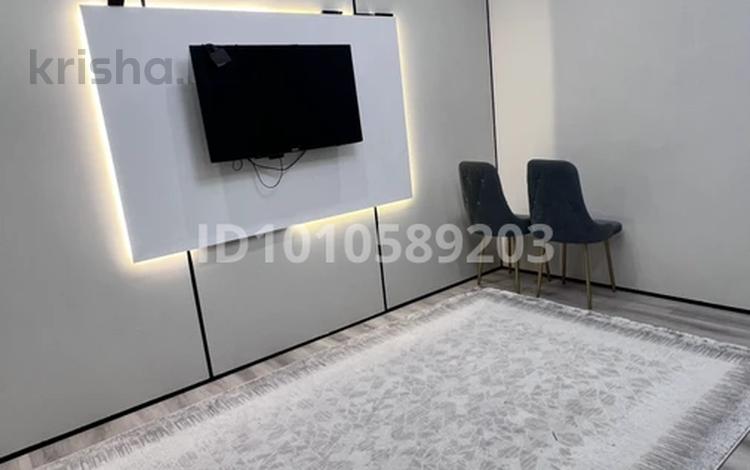 3-бөлмелі пәтер · 71.2 м² · 2/9 қабат, мкр Кокжиек, Жолымбет 42/5, бағасы: 45 млн ₸ в Алматы, Жетысуский р-н — фото 2