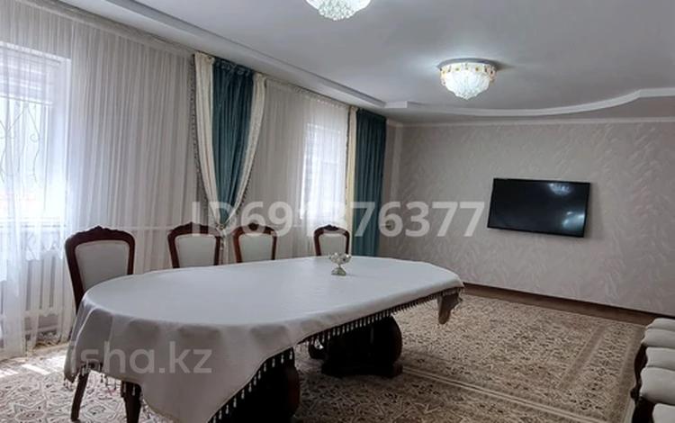 Отдельный дом · 4 комнаты · 155.2 м² · 10 сот., Рахат-2 2көше — Мектеп, балабақша за 35 млн 〒 в Жанаозен — фото 15
