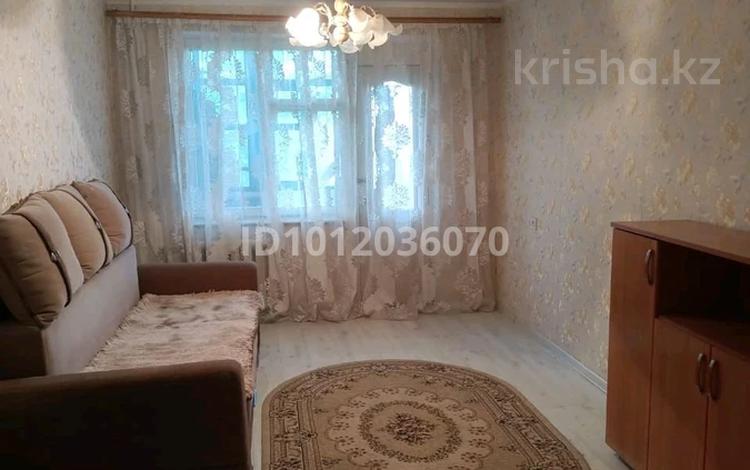 2-комнатная квартира · 46 м² · 4/5 этаж, Просп. Абая 64 за 130 000 ₸ в Уральске — фото 2
