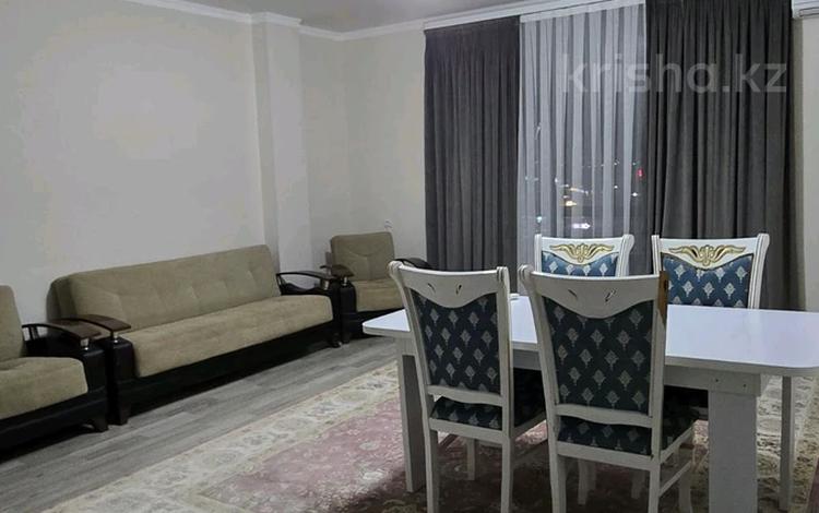 3-бөлмелі пәтер · 80 м² · 8/10 қабат, 18-шағынаудан, Рыскулова 62Б, бағасы: 250 000 ₸ в Шымкенте, Аль-Фарабийский р-н — фото 2