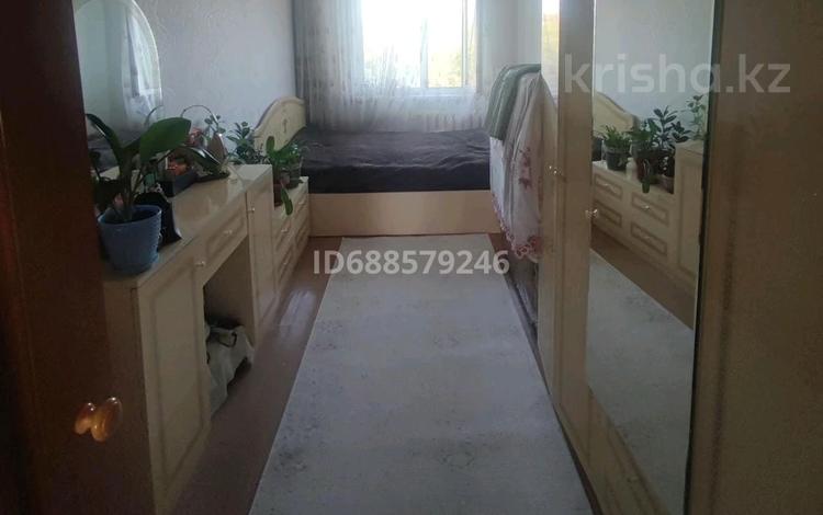 2-комнатная квартира · 46 м² · 5/5 этаж, Каратау 18 за 11 млн 〒 в Таразе — фото 3