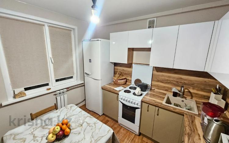 4-комнатная квартира, 85.5 м², 5/6 этаж, Жастар 12 за 35.5 млн 〒 в Усть-Каменогорске — фото 9