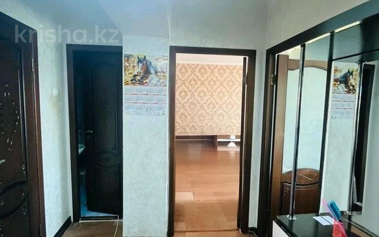 4-комнатная квартира · 80 м² · 4/5 этаж, Мкр. Самал 18 за 23 млн 〒 в Талдыкоргане, мкр Самал — фото 2