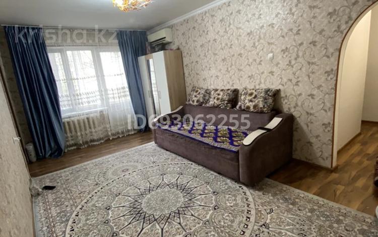 2-комнатная квартира, 42 м², 3/5 этаж, Гагарина 8 за 18.8 млн 〒 в  — фото 2