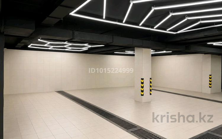 Паркинг · 55 м² · Иманбаева 5в за 500 000 ₸ в Астане, р-н Байконур — фото 2