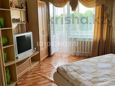 3-комнатная квартира · 88 м² · 5/5 этаж, Ахмирово, Утепова 13кв70 — Магазин Достык за 35 млн 〒 в Усть-Каменогорске