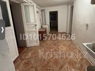 Отдельный дом · 5 комнат · 122 м² · 5 сот., Дулатова 81А — Район шанхая за 70 000 ₸ в 