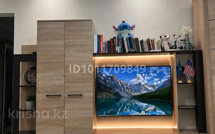 1-комнатная квартира · 40 м² · 11/12 этаж, мкр Акбулак 115 — Almaty arena за 250 000 ₸ в Алматы, Алатауский р-н — фото 2