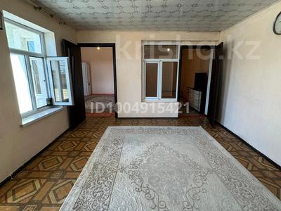 Отдельный дом · 7 комнат · 1000 м² · 10 сот., Айтеке би 10 — Асель санаторий жанындагы коше за 32 млн ₸ в Сарыагаш