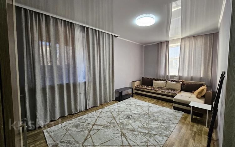1-комнатная квартира · 35 м² · 2/3 этаж, Микрорайон 18 11 за 130 000 ₸ в Конаеве — фото 3