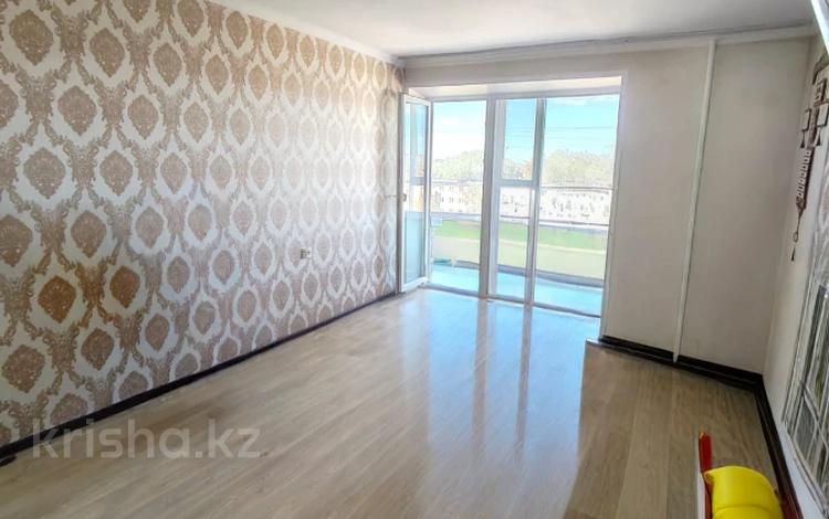 3-комнатная квартира · 67.2 м² · 6/9 этаж, Абая 1 за 31 млн ₸ в Усть-Каменогорске — фото 8