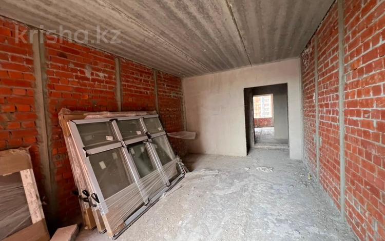2-бөлмелі пәтер · 75 м² · 7/9 қабат, Береке 1, бағасы: 33 млн ₸ в Костанае — фото 5