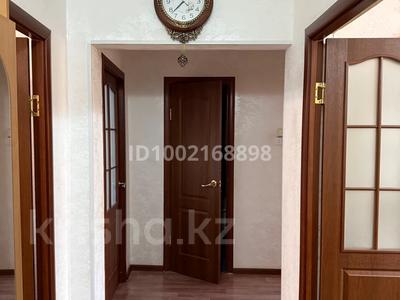 3-комнатная квартира · 68.8 м² · 2/5 этаж, Асылбекова 93 за 28 млн ₸ в Жезказгане