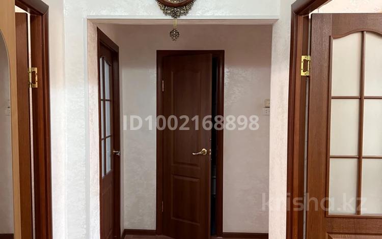 3-комнатная квартира · 68.8 м² · 2/5 этаж, Асылбекова 93 за 28 млн ₸ в Жезказгане — фото 2