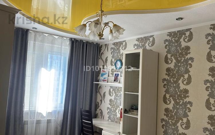2-комнатная квартира · 60 м² · 9/14 этаж, Сарайшык 5 за 36.9 млн ₸ в Астане, Есильский р-н — фото 2