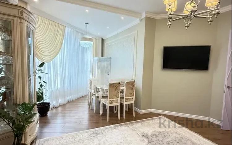 2-бөлмелі пәтер · 67 м² · 8/18 қабат, Туркистан 10, бағасы: 47 млн ₸ в Астане, Есильский р-н — фото 2