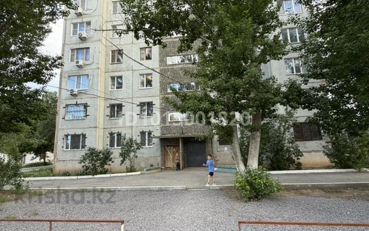 3-комнатная квартира · 65 м² · 8/9 этаж, Старый город, Ломоносова 4/1 — Ломоносова 4/1 за 21 млн ₸ в Актобе — фото 2