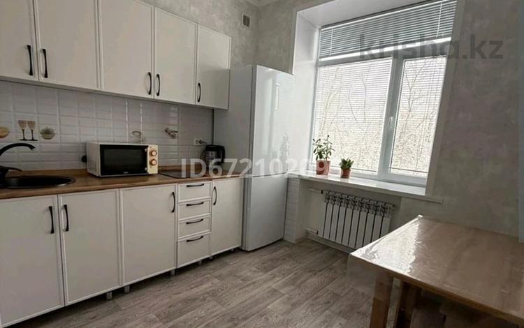 2-комнатная квартира · 54 м² · 2/5 этаж, Абая — Мира за 20 000 ₸ в Балхаше — фото 32