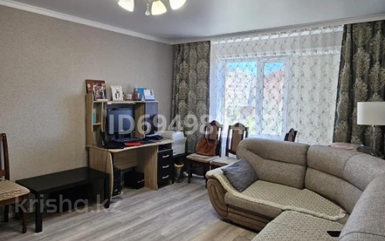 3-комнатная квартира · 75 м² · 5/9 этаж, мкр Жана Орда 4 за 250 000 〒 в Уральске — фото 10