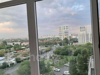 2-комнатная квартира · 68 м² · 8/16 этаж, Валиханова 3 — Иманова за 250 000 ₸ в Астане, р-н Байконур