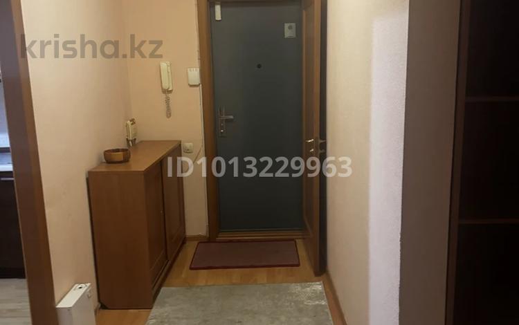 2-бөлмелі пәтер · 60 м² · 6/9 қабат, мкр Алмагуль 45, бағасы: 300 000 ₸ в Алматы, Бостандыкский р-н — фото 2