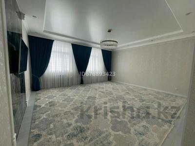 3-комнатная квартира, 124 м², 9/10 этаж, 19 микрорайон 40 за 40 млн 〒 в Актау