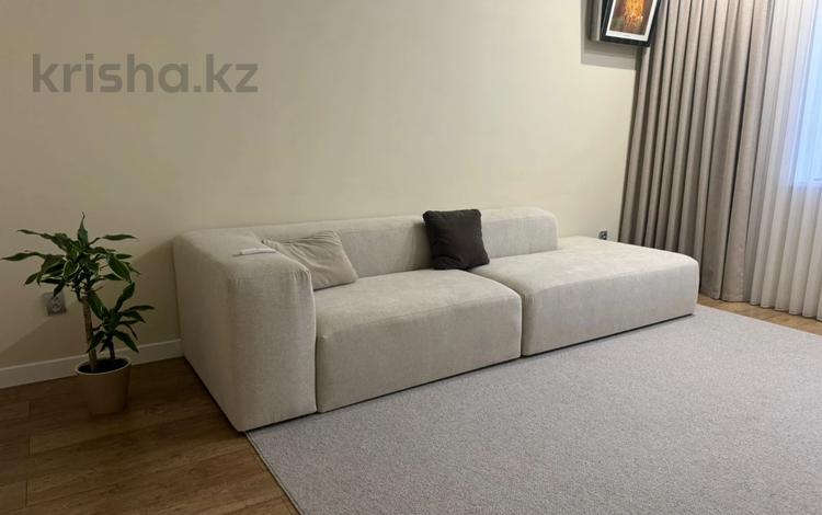 2-комнатная квартира · 75 м² · 4/5 этаж, мкр. Алтын орда 230 за 26.5 млн 〒 в Актобе — фото 2